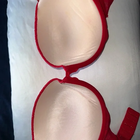 Victoria’s Secret- Very Sexy Push Up- Red Lace Bra - 34DD - Picture 2 of 6